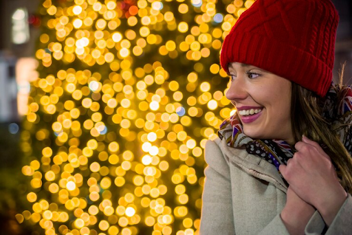 permanent led holiday lighting
