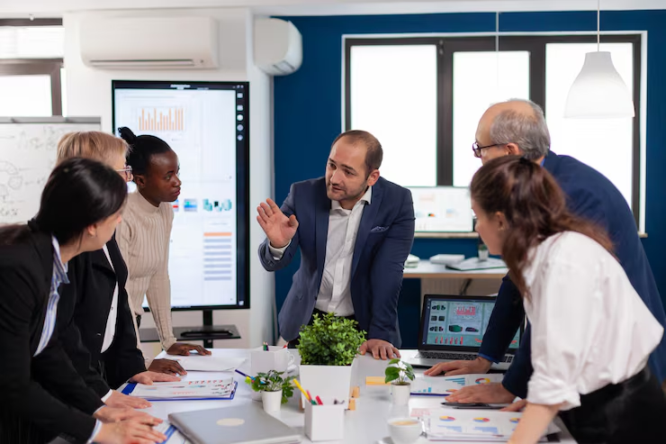What to Look for When Booking Leadership Development Speakers for Your Organisation